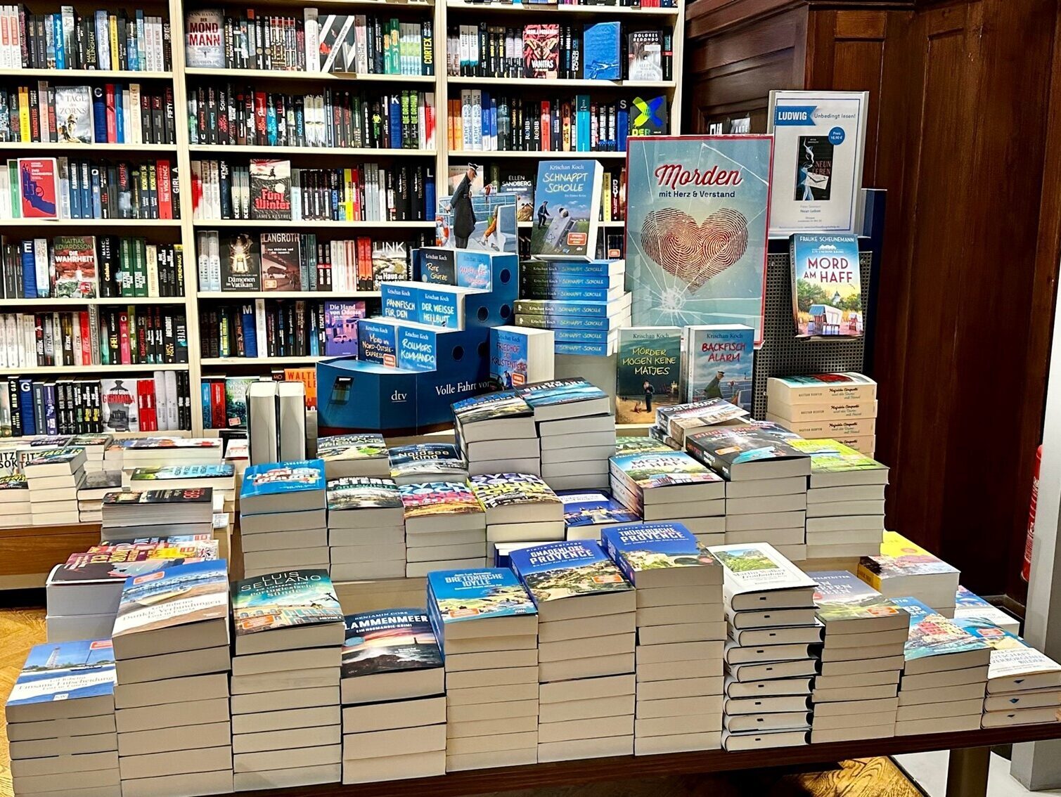 Umsetzung des Lesemotivs Entspannen in der Buchhandlung Ludwig